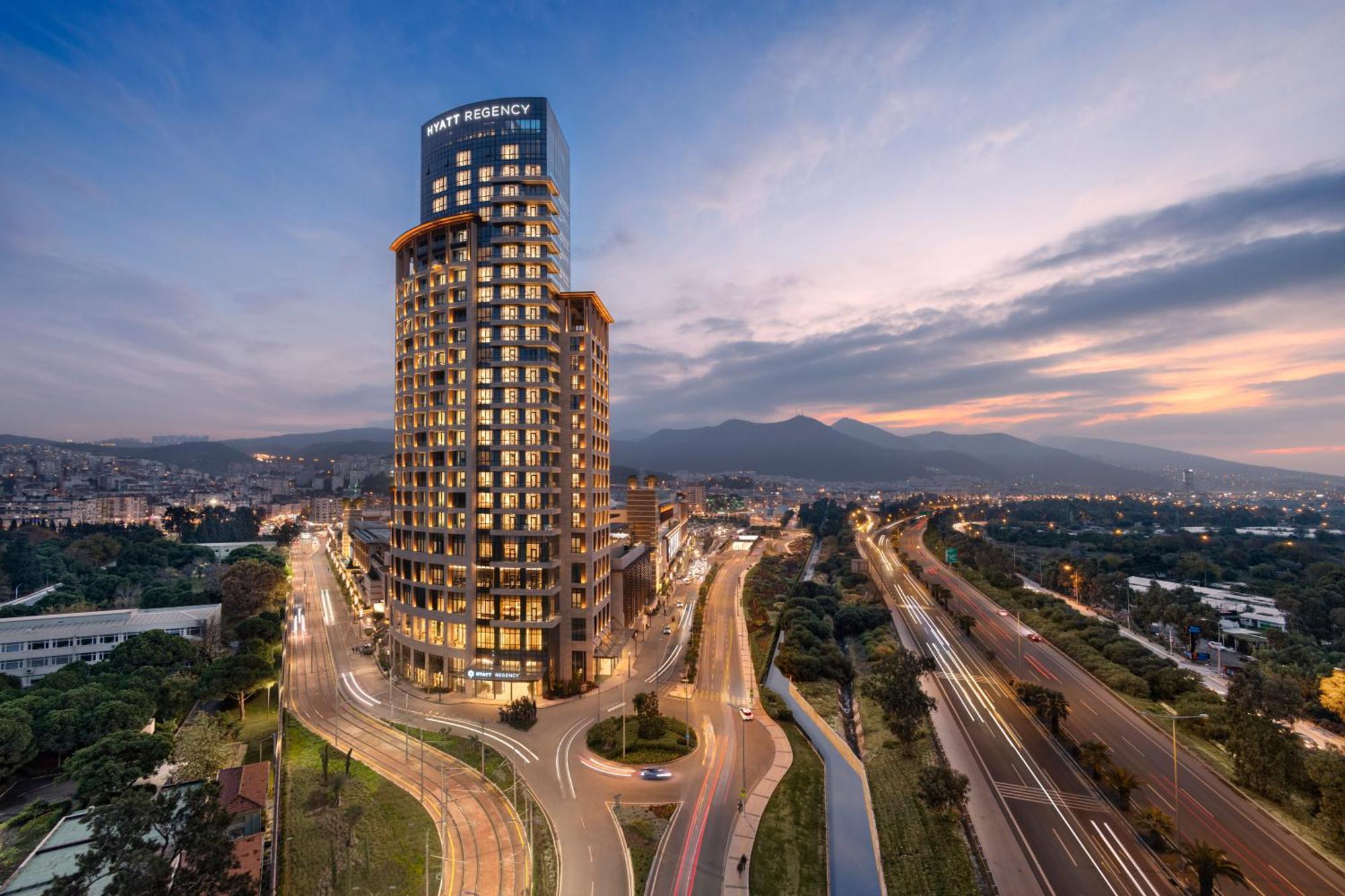 Hotel Hyatt Regency Istinyepark 5*